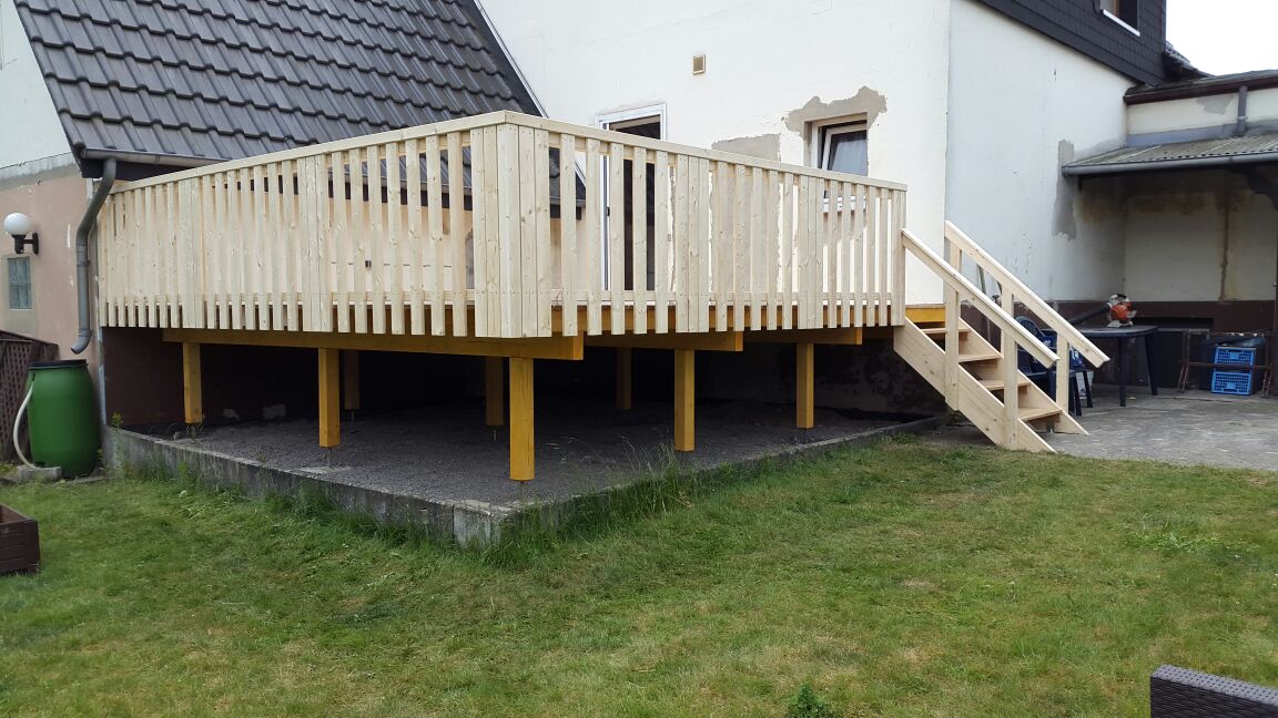 Fertiggestellte und abgedichtete Terrasse